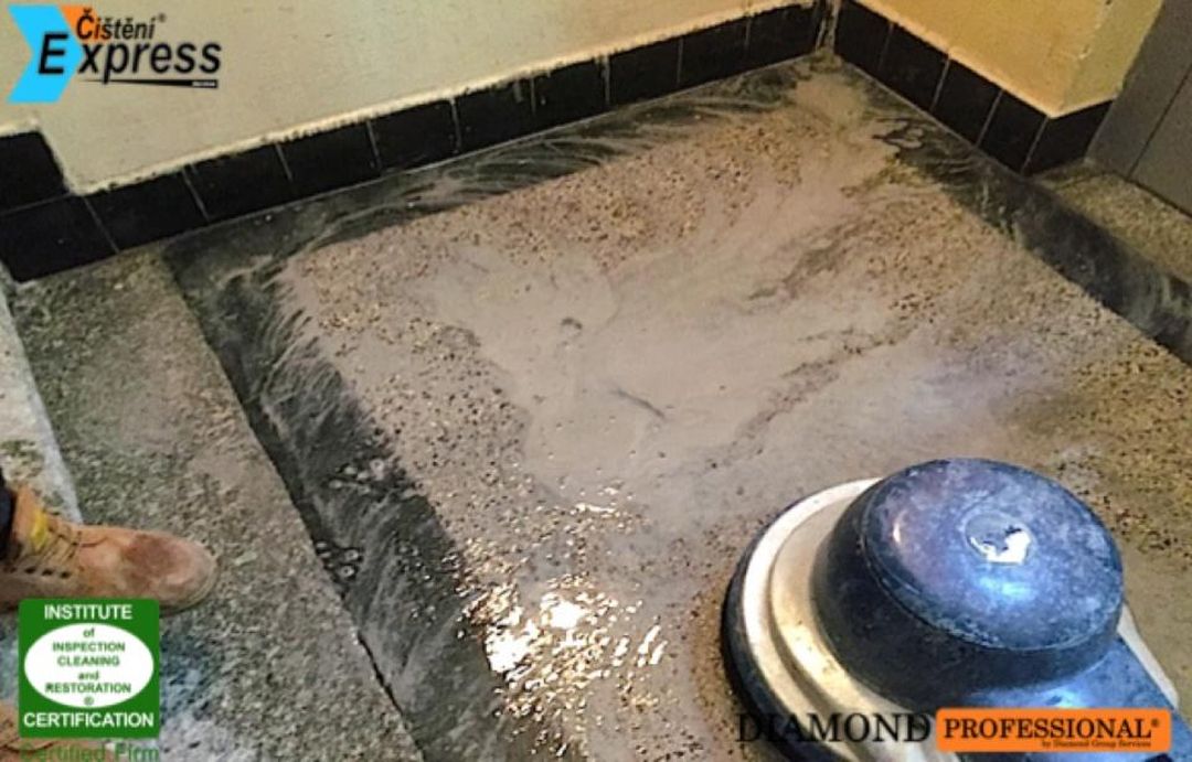 Broušení a renovace teraco