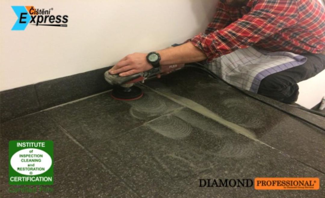 Čištění a renovace mramorových schodů