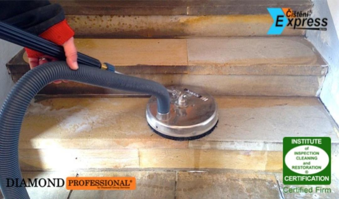 Čištění a renovace pískovcových schodů