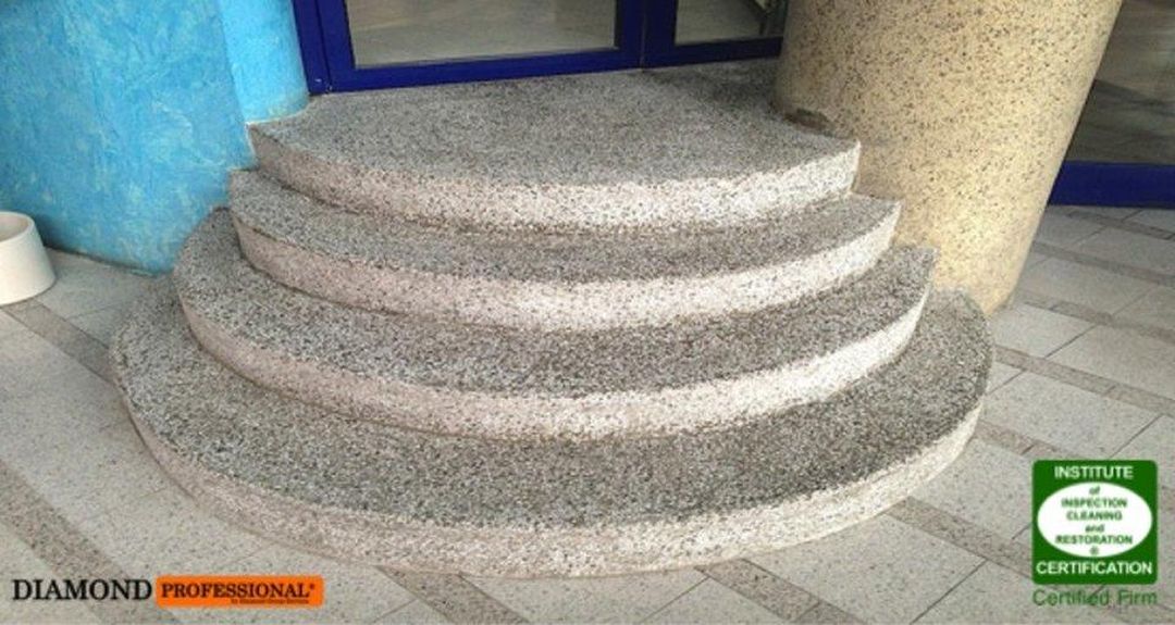 Čištění a renovace teraco schodů