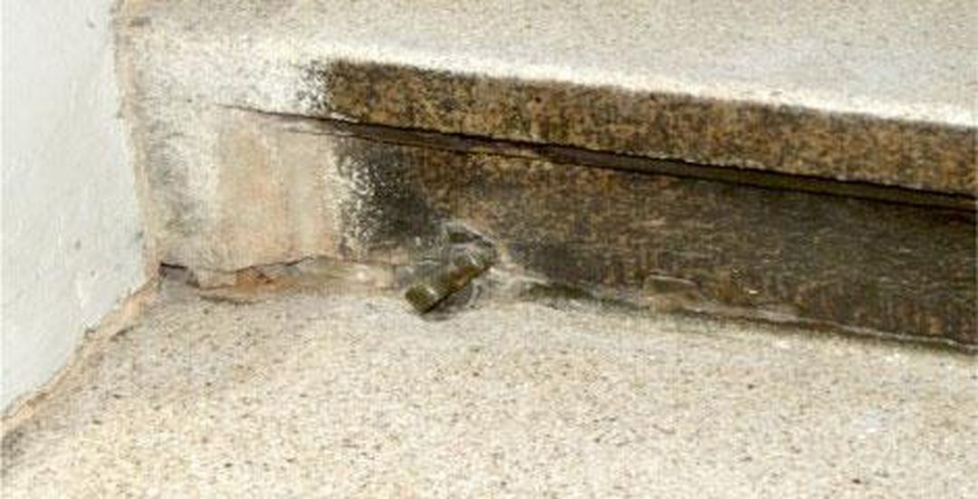 Čištění a renovace žulových schodů